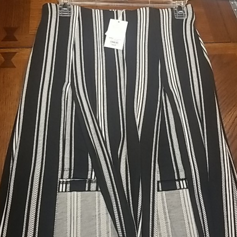 Candie's NWT Double Slit Maxi Skirt Sz M